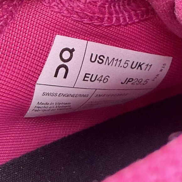 On Rodger Pro 2 Shoes Mens Size 11.5 Pink Grenadine Low Top Athletic Sneakers